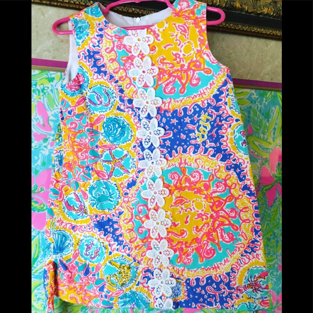 Lilly Pulitzer shift sz 4 WITS written in the sun